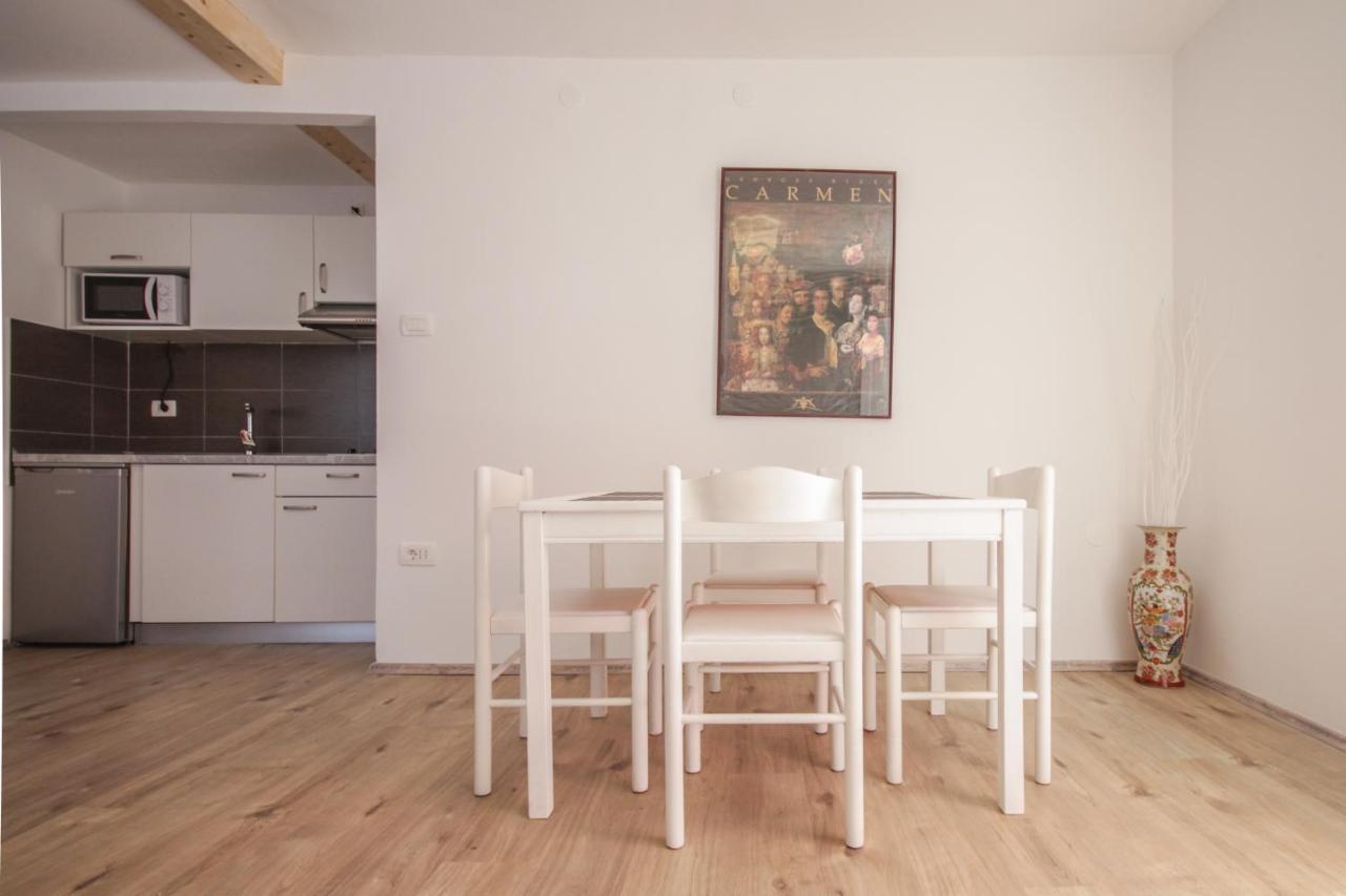 Studio La Boheme Ровинь Экстерьер фото